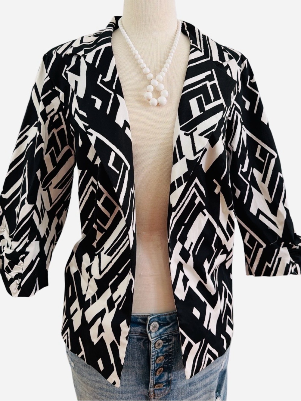 DRESSBARN - Black and White Geometric Open-Front Blazer